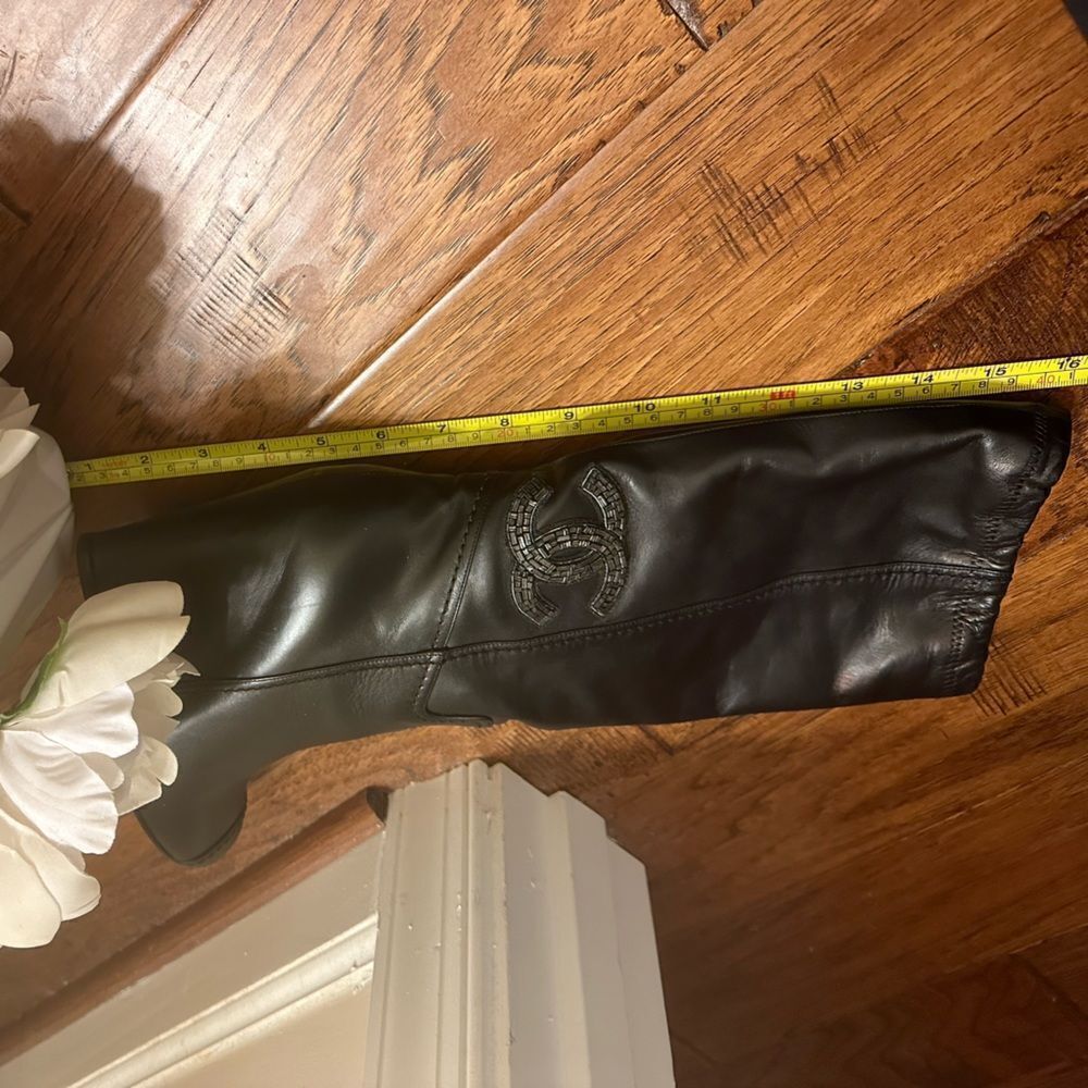 CHANEL Black Leather CC Logo Wedge Boots - Picture 6 of 14